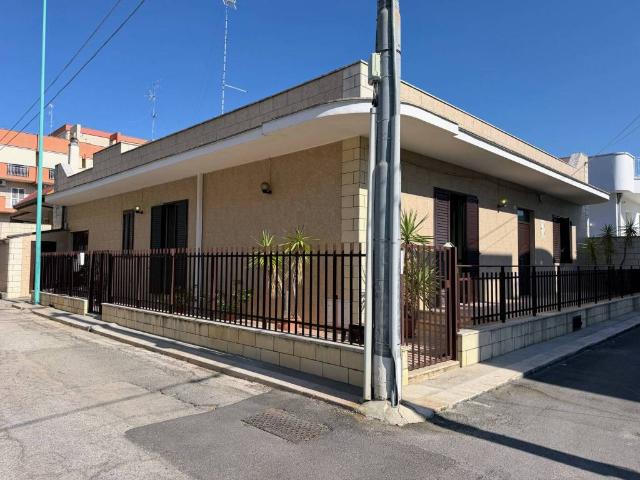 Villa Indipendente in vendita a Puglia, Bari