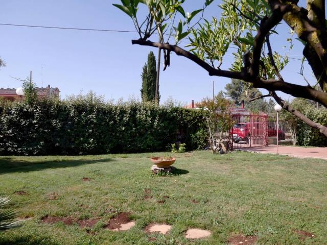 Villa Indipendente in vendita a Puglia, Bari