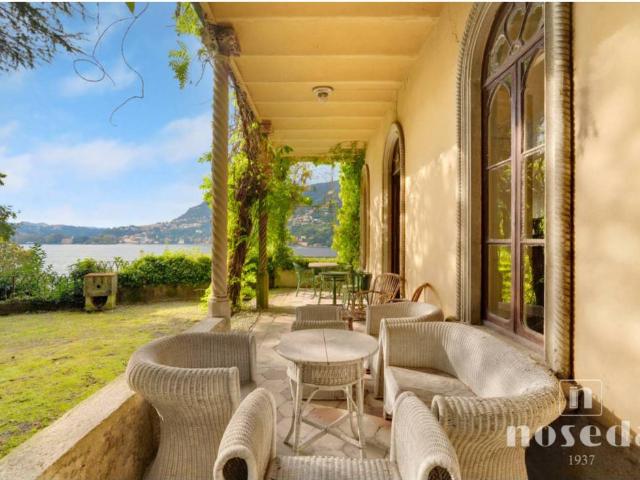 Villa Indipendente in vendita a Il Francese, Blevio