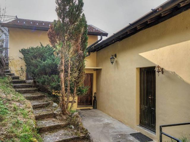 Villa Indipendente in vendita a Il Francese, Blevio