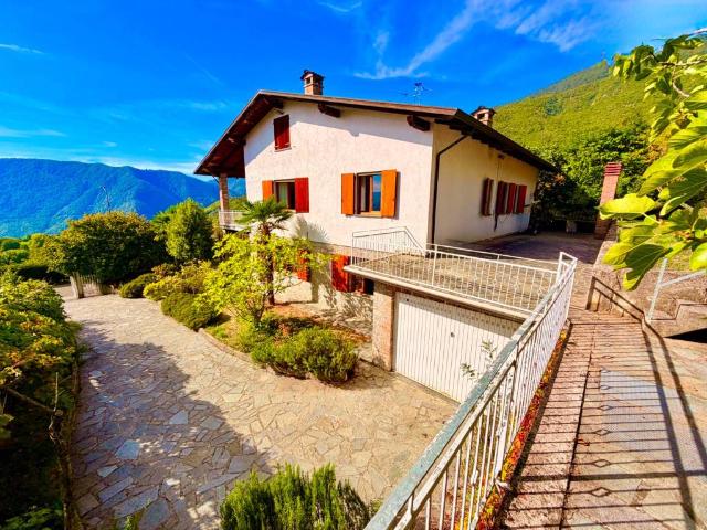 Villa Indipendente in vendita a Bobbio, Piacenza