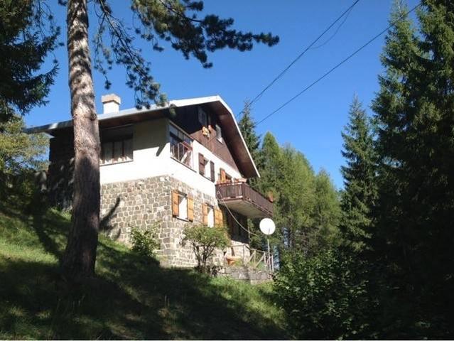 Villa Indipendente in vendita a Menconico, Pavia