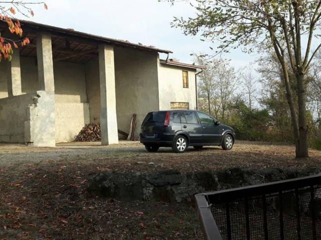 Villa Indipendente in vendita a Pietra, Travo