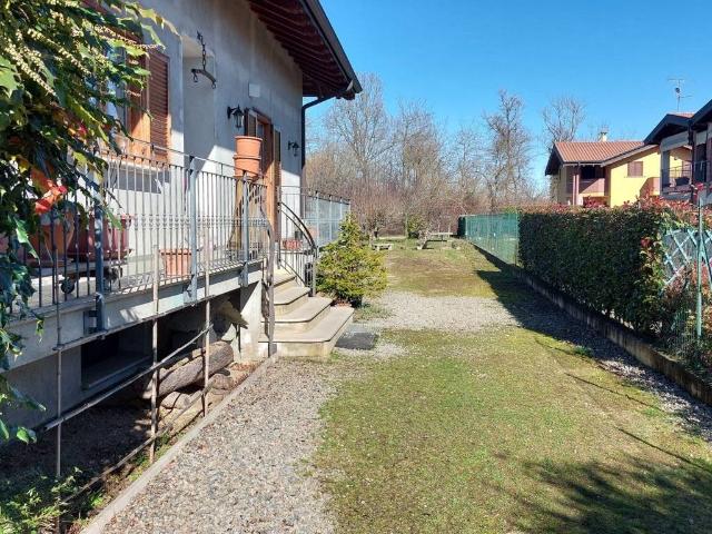 Villa Indipendente in vendita a Piemonte, Novara