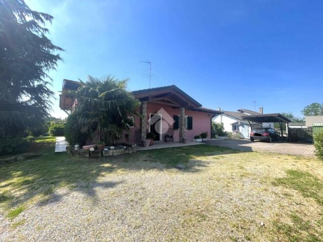 Villa Indipendente in vendita a Piemonte, Novara