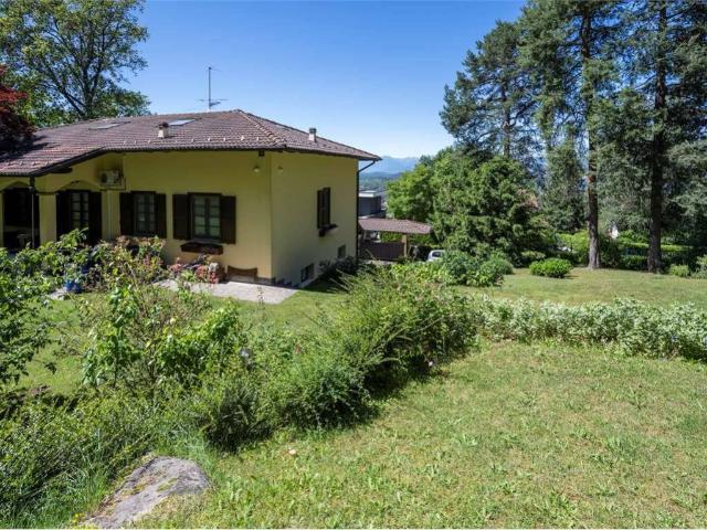 Villa Indipendente in vendita a Bodio Lomnago, Lombardia