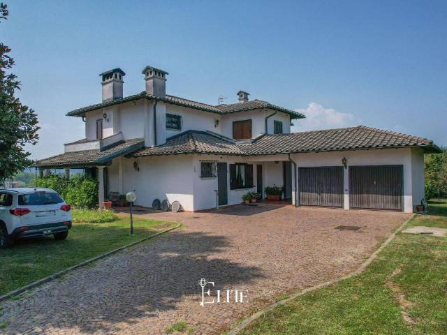 Villa Indipendente in vendita a Bodio Lomnago, Lombardia