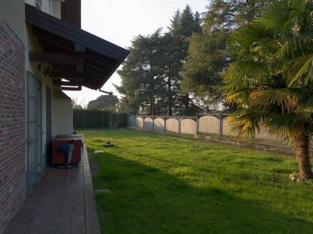Villa Indipendente in vendita a Bodio Lomnago, Lombardia