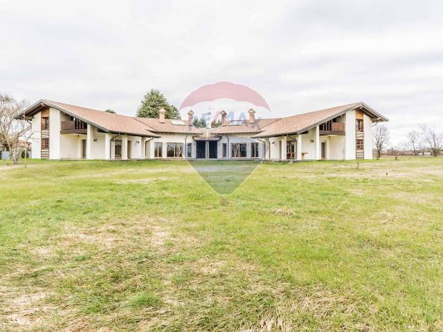 Villa Indipendente in vendita a Boffalora Sopra Ticino, Lombardia