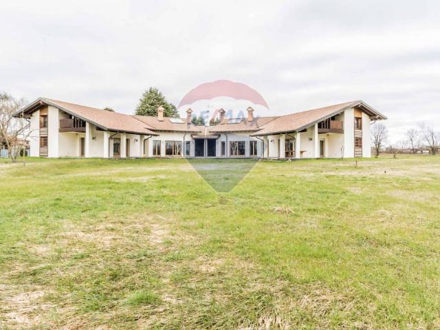 Villa Indipendente in vendita a Boffalora Sopra Ticino, Lombardia