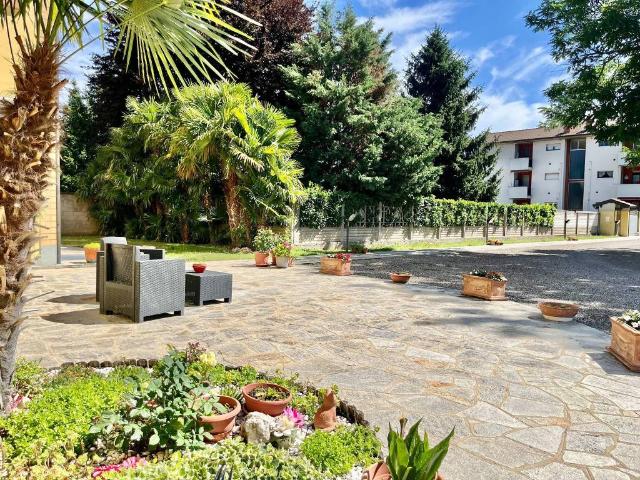 Villa Indipendente in vendita a Boffalora Sopra Ticino, Lombardia