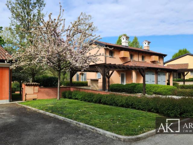 Villa Indipendente in vendita a Piemonte, Novara