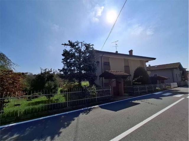 Villa Indipendente in vendita a Arbora, Bogogno