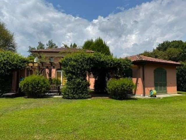 Villa Indipendente in vendita a Arbora, Piemonte