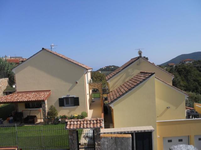 Villa Indipendente in vendita a Boissano, Liguria