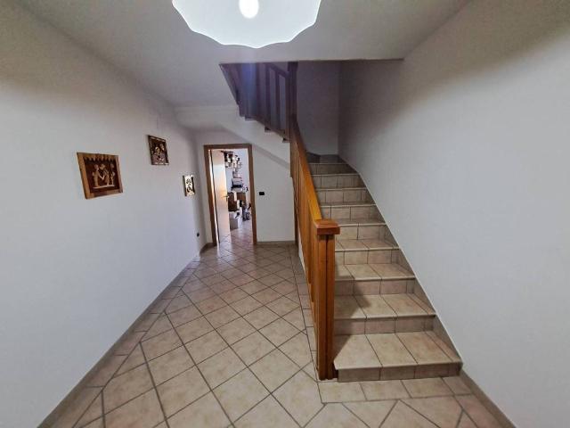 Villa Indipendente in vendita a Bojano, Molise