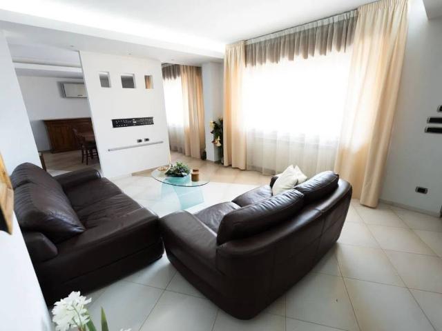 Villa Indipendente in vendita a Bojano, Molise