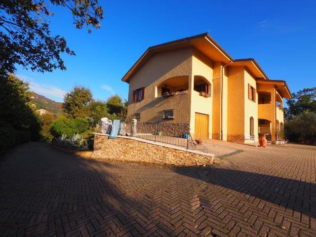 Villa Indipendente in vendita a Villa, Bolano