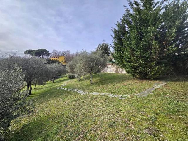 Villa Indipendente in vendita a Bolano, Liguria