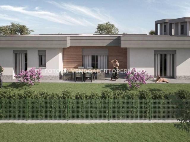 Villa Indipendente in vendita a Bolgare, Lombardia