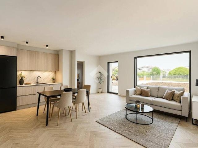 Villa Indipendente in vendita a Bolgare, Lombardia