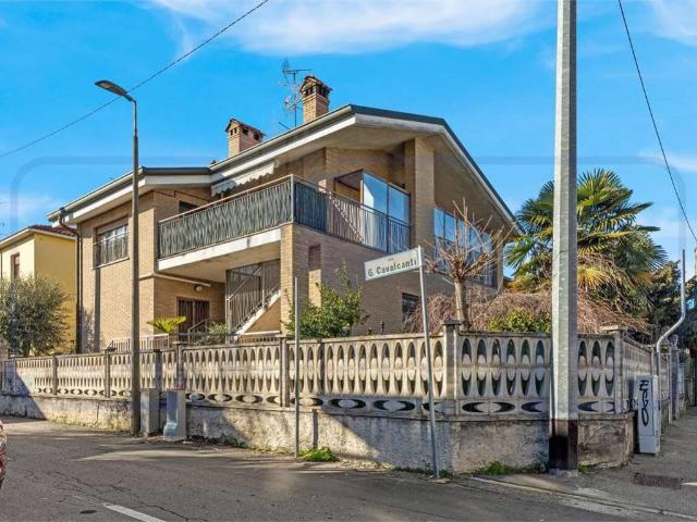 Villa Indipendente in vendita a Cascina Corridori, Bollate