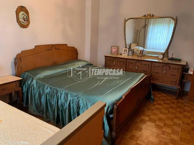 Villa Indipendente in vendita a Bollate, Lombardia