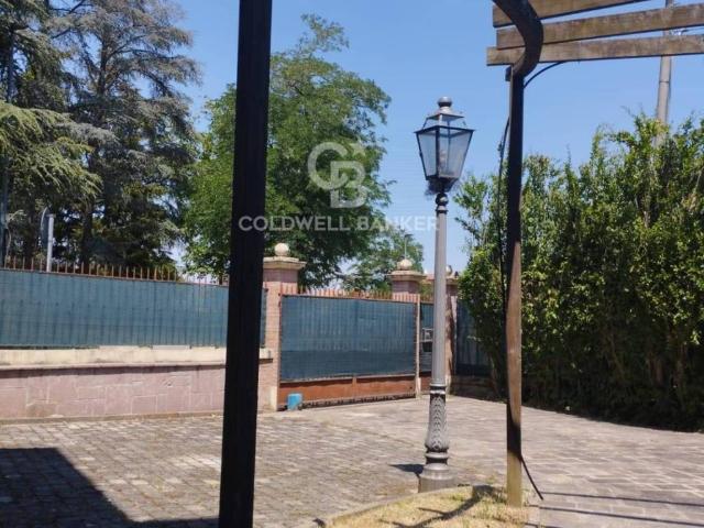 Villa Indipendente in vendita a Monte Donato, Bologna