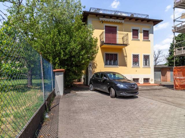 Villa Indipendente in vendita a Casteldebole, Bologna