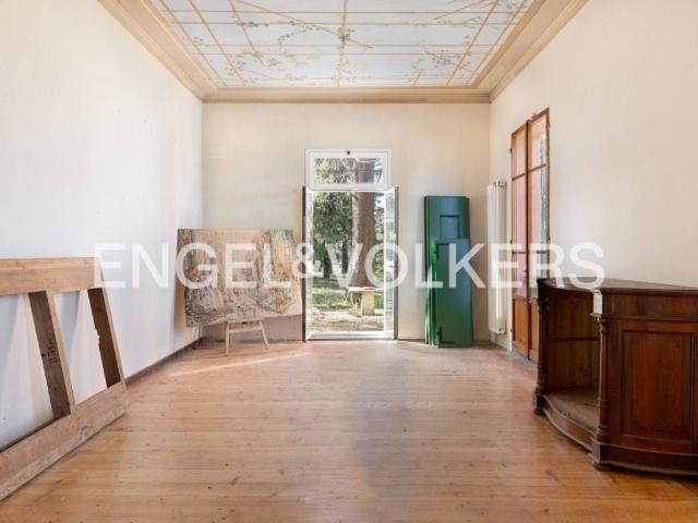 Villa Indipendente in vendita a Porto-Saragozza, Bologna