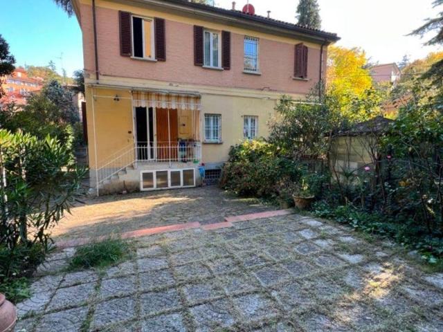 Villa Indipendente in vendita a Santo Stefano, Bologna