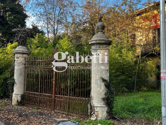 Villa Indipendente in vendita a San Donato-San Vitale, Bologna