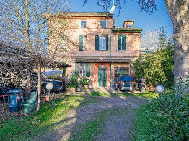 Villa Indipendente in vendita a San Nicolò di Villola, Bologna