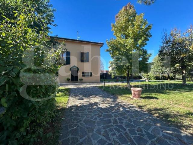 Villa Indipendente in vendita a Casteldebole, Bologna