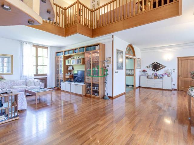 Villa Indipendente in vendita a Monte Donato, Bologna