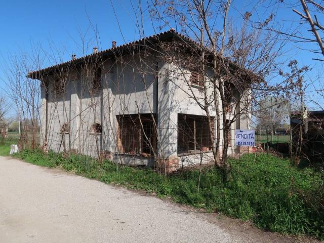 Villa Indipendente in vendita a Unione Terre di Pianura, Bologna