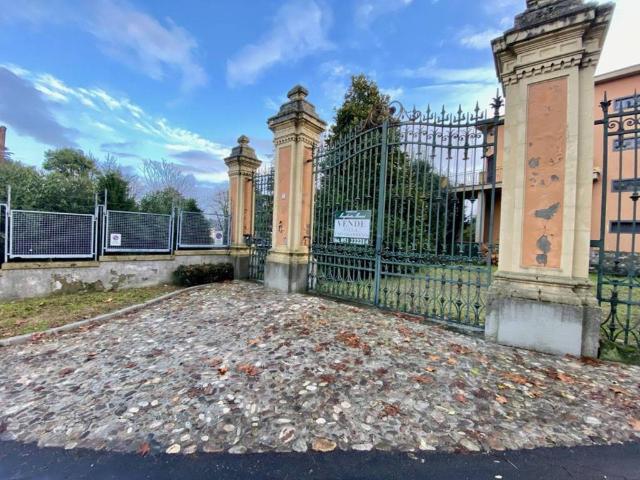 Villa Indipendente in vendita a Monte Donato, Bologna