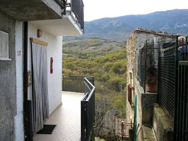Villa Indipendente in vendita a Bolognano, Abruzzo