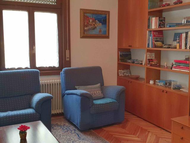 Villa Indipendente in vendita a Oltrisarco-Aslago - Oberau-Haslach, Bolzano - Bozen