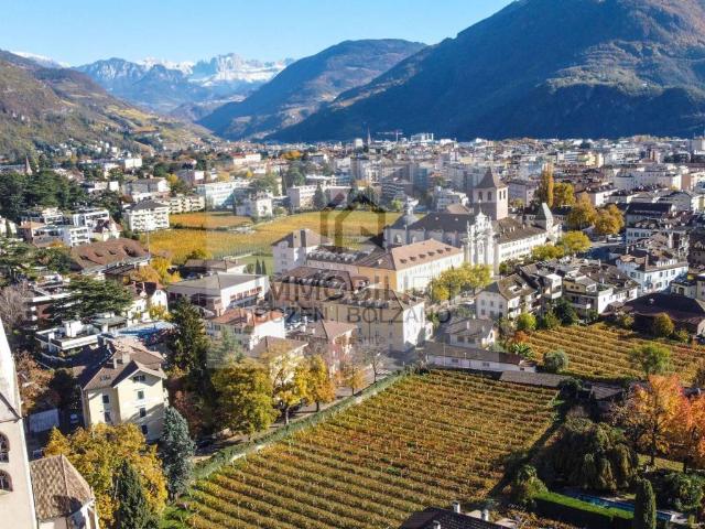 Villa Indipendente in vendita a Gries-San Quirino - Gries-Quirein, Bolzano - Bozen