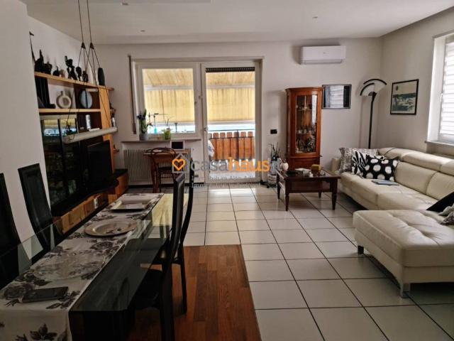 Villa Indipendente in vendita a Oltrisarco-Aslago - Oberau-Haslach, Bolzano - Bozen