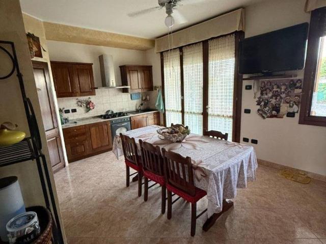 Villa Indipendente in vendita a Sorbara, Bomporto