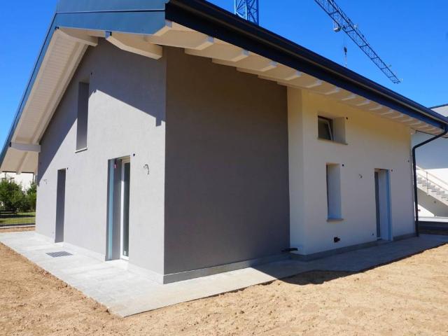 Villa Indipendente in vendita a Bonate Sotto, Lombardia