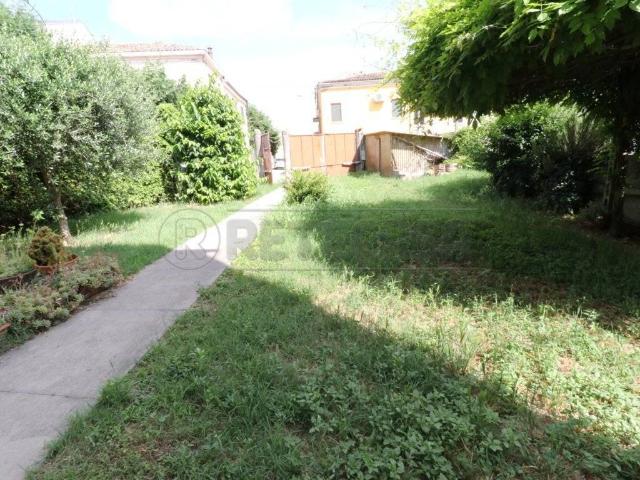 Villa Indipendente in vendita a Unione Alto Ferrarese, Bondeno