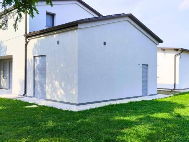 Villa Indipendente in vendita a Unione Alto Ferrarese, Bondeno
