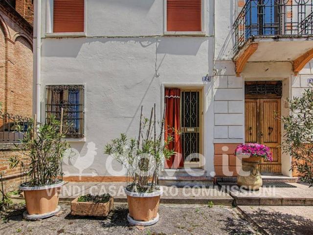 Villa Indipendente in vendita a Unione Alto Ferrarese, Bondeno