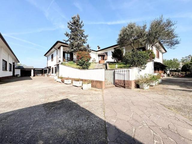 Villa Indipendente in vendita a Bonemerse, Lombardia