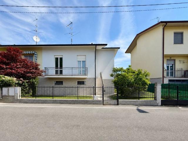 Villa Indipendente in vendita a Bonemerse, Lombardia