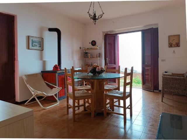 Villa Indipendente in vendita a Torrevecchia, Calabria