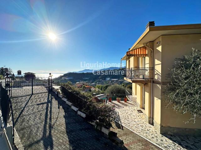 Villa Indipendente in vendita a Bordighera, Liguria